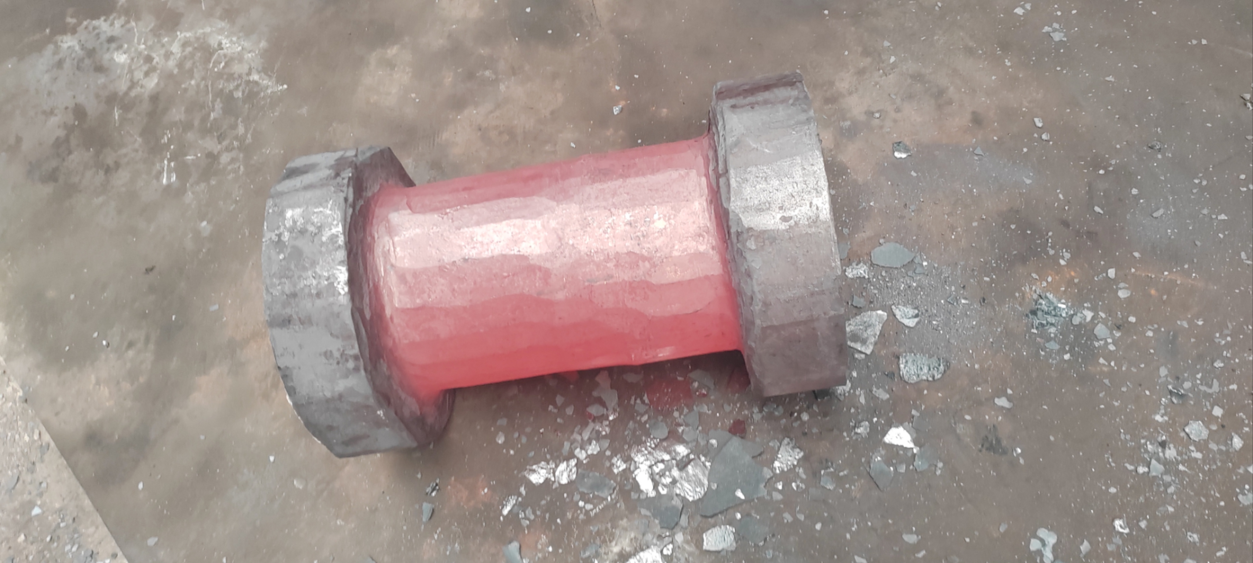Споріднені процеси виробництва великих кільцевих поковок